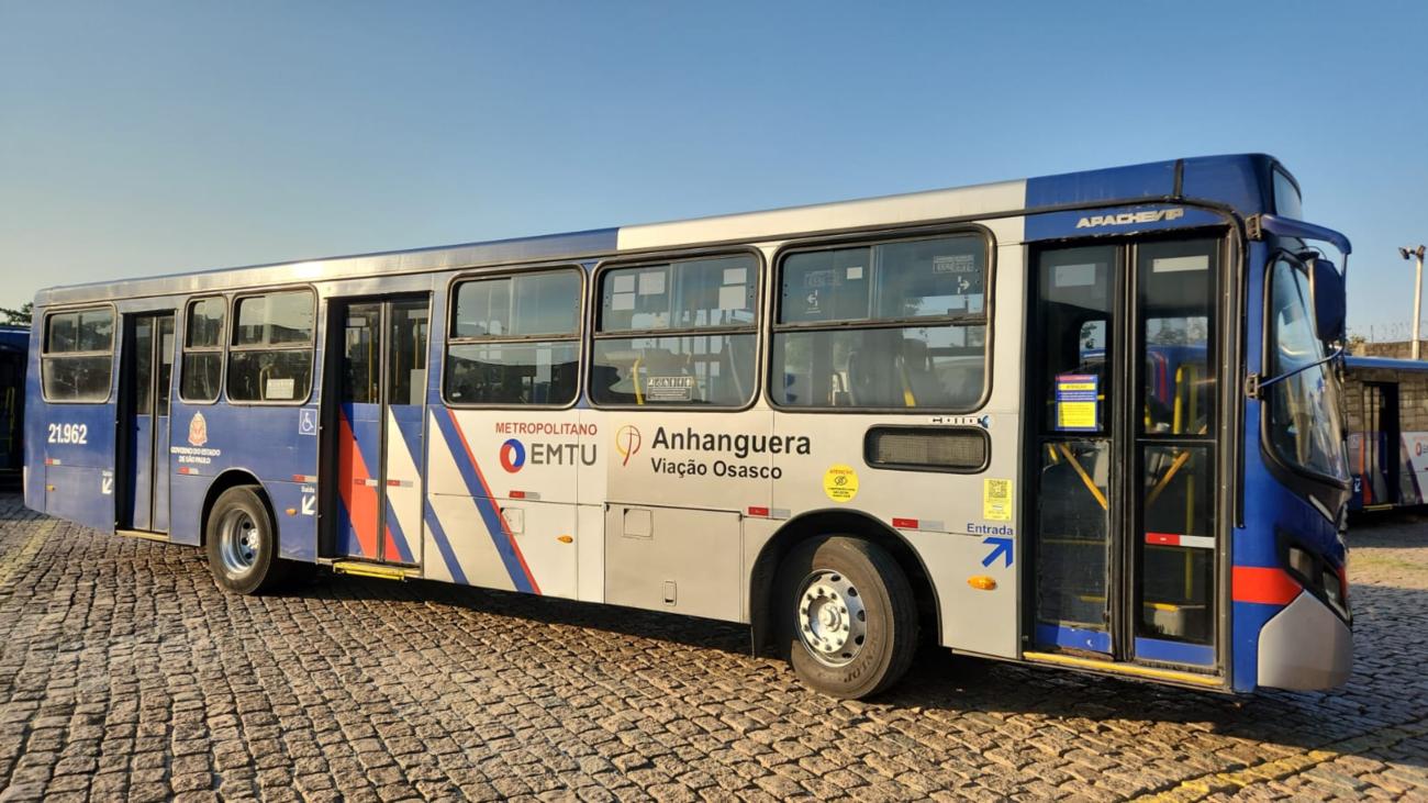 Onibus Urbano  MERCEDES BENZ 
